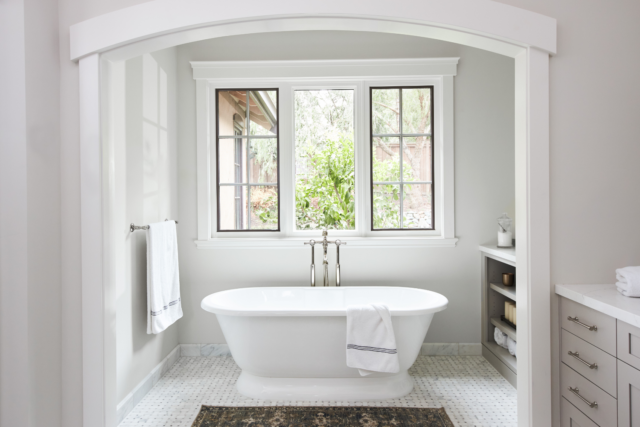 luxe-home-by-douglah-designs-east-bay-ca-2023-trends-secondary-prep-sink